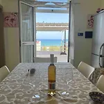 Trilocale A 150 Mt Dal Mare Con Terrazza E Vista