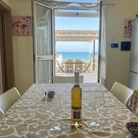 Trilocale Vista Mare Tra Brezza E Relax דירה *